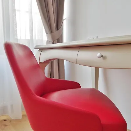 Regent Hotel 5*